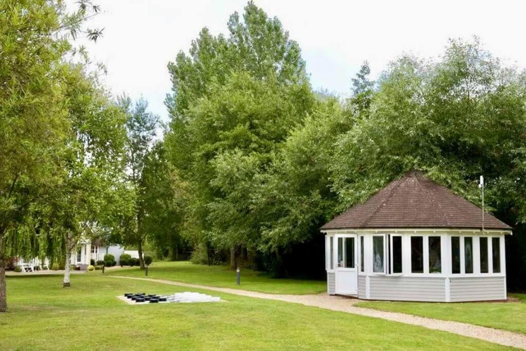 Emerald Lake House South Cerney Exteriér fotografie