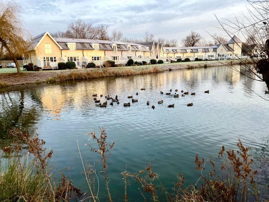 Emerald Lake House South Cerney Exteriér fotografie